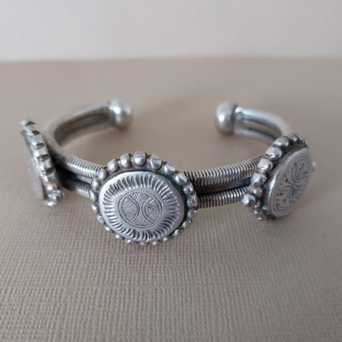 Fulani silver unisex bracelet with three large medallions from Mali