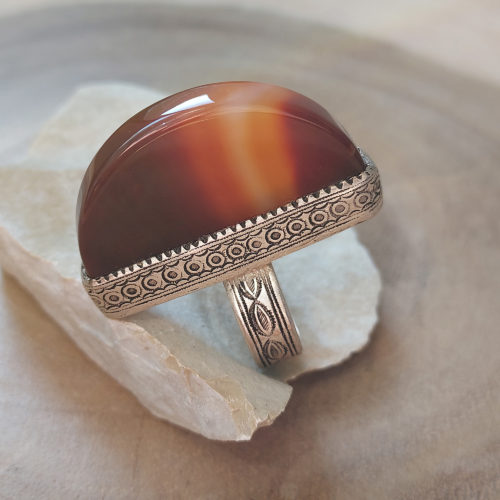 tuareg statement ring set with a large banded agate stone from mali
