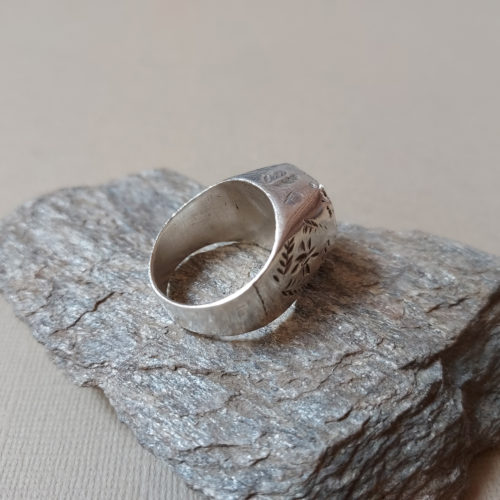 Old Tuareg silver ring with floral pattern from Mali.