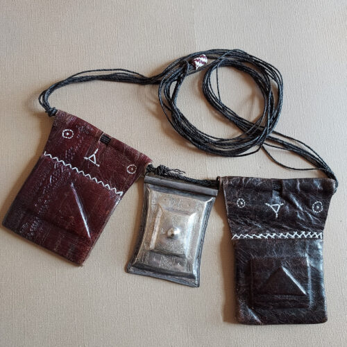 Tuareg unisex amulets necklace in leather from Niger.