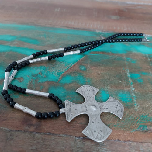 Tuareg necklace with barchakea cross pendant.