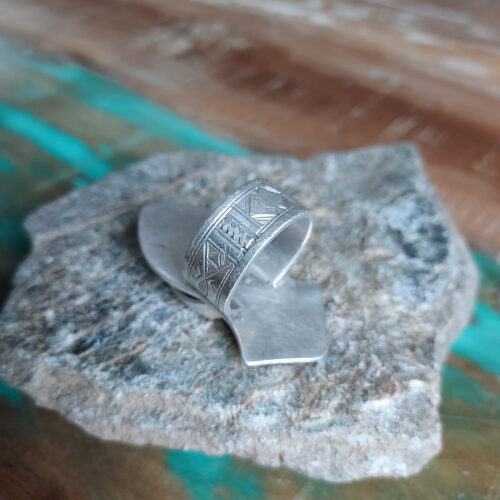 Tuareg silver statement ring of Prophet sandal from Niger.