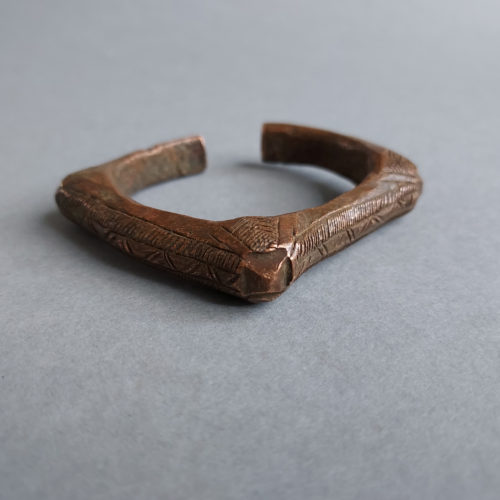 African Gurman bracelet in copper alloy from Niger.