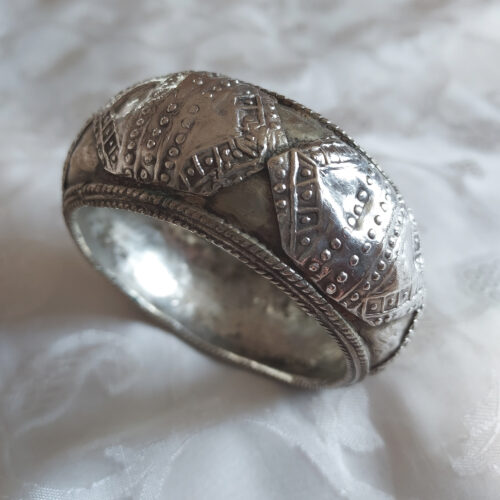 Old Moroccan silver Haratin bracelet with patina.