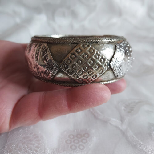 Old Moroccan silver Haratin bracelet with patina.