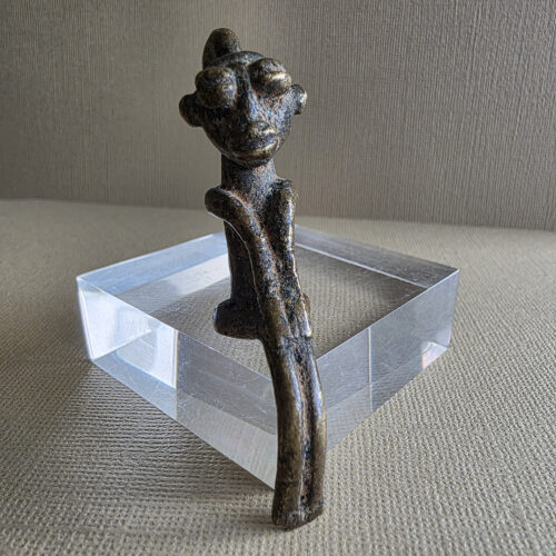 Lobi bronze figure pendant