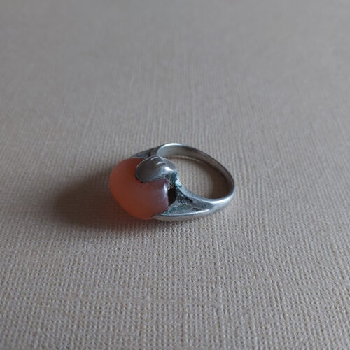 Old Tuareg Hadji ring in silver with oval carnelian from Niger.