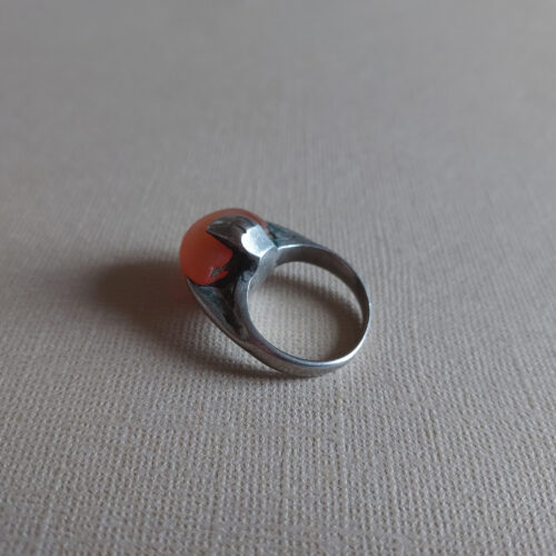 Old Tuareg Hadji ring in silver with oval carnelian from Niger.