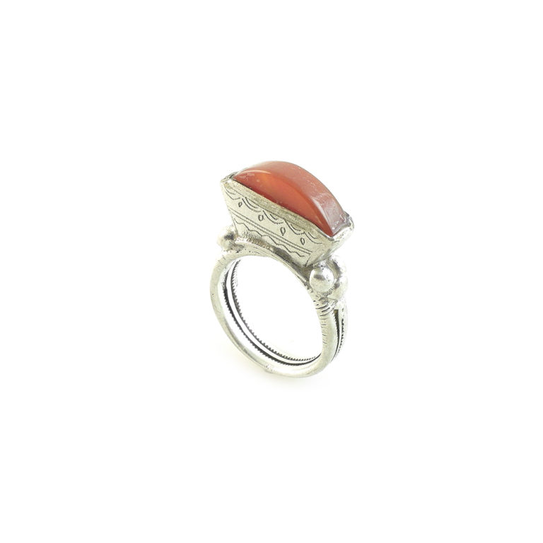 Tuareg Silver Ring inset with Agate Stone Tanfouk-US Size 10, Mali - Image 2