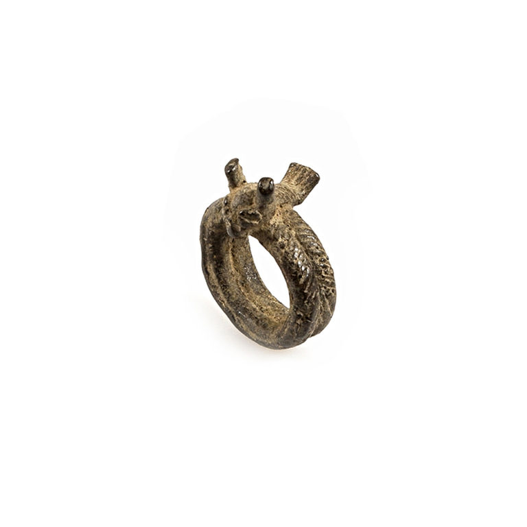 Senufo Bronze Divination Ring with Creature, Ivory Coast - Image 4
