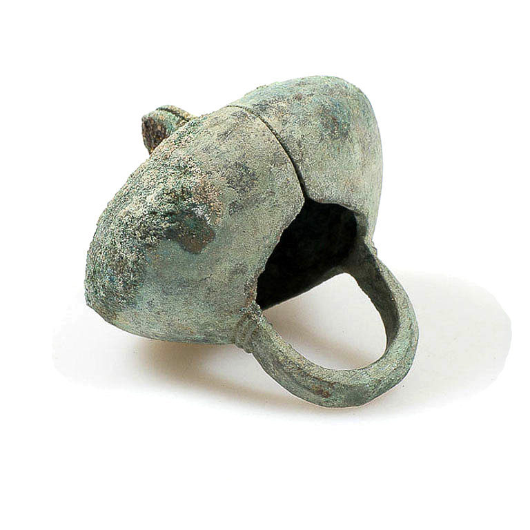 Majestic ancient Guimbala copper ring with vert de gris patina from Mali.