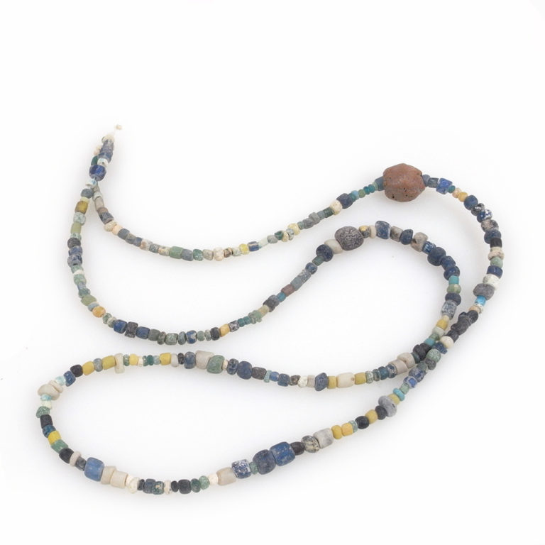 D34 Ancient Djenne Beads Strand, Mali - Image 3