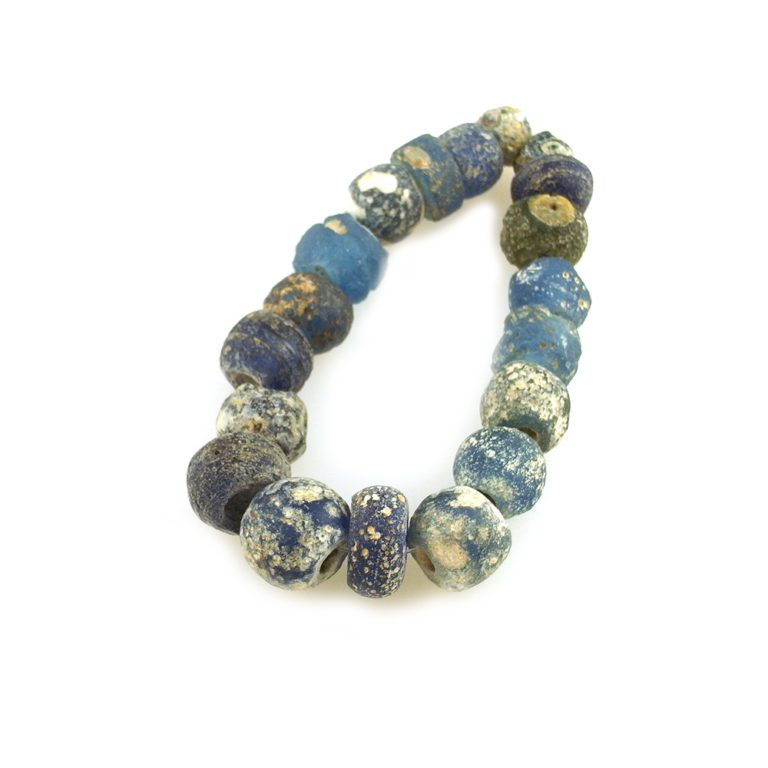 Islamic Period Glass Eye Beads Mali, c. 800-1200 Years old - Image 4