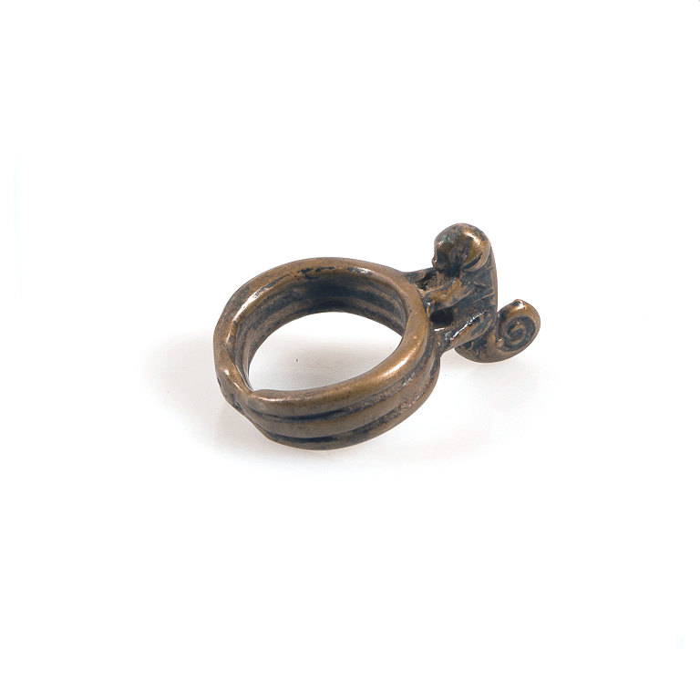 Senufo Bronze Divination Ring of Chameleon, Ivory Coast - Image 3