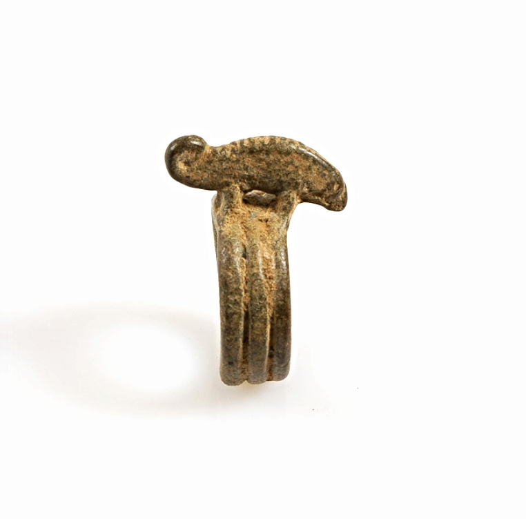 Dian or Lobi Bronze Amulet Chameleon Ring, Burkina Faso - Image 3