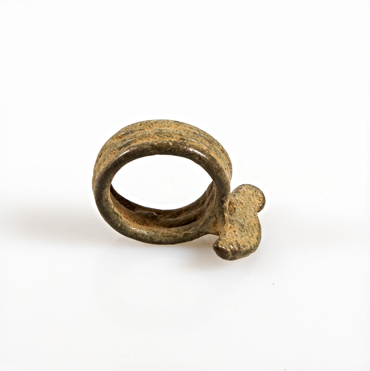 Dian or Lobi Bronze Amulet Chameleon Ring, Burkina Faso - Image 2