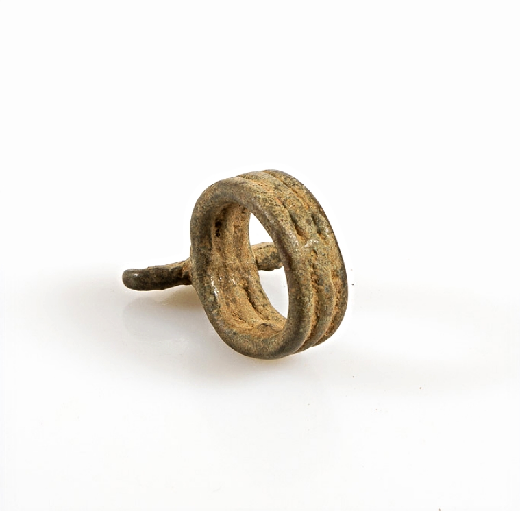 Dian or Lobi Bronze Amulet Chameleon Ring, Burkina Faso - Image 5